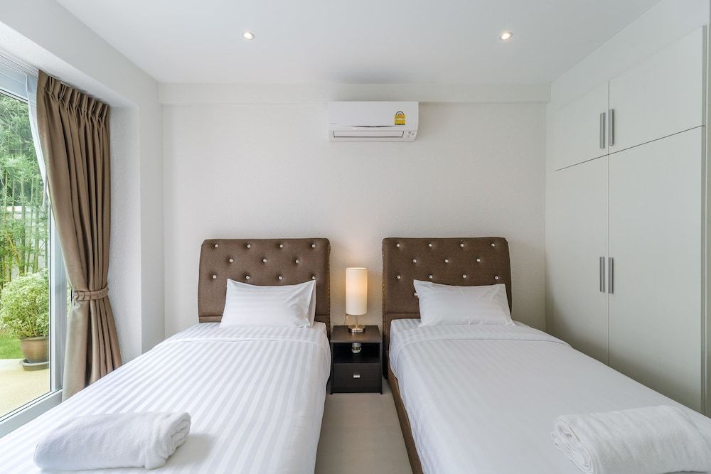 undefined Luxury Pool Villa 52 7