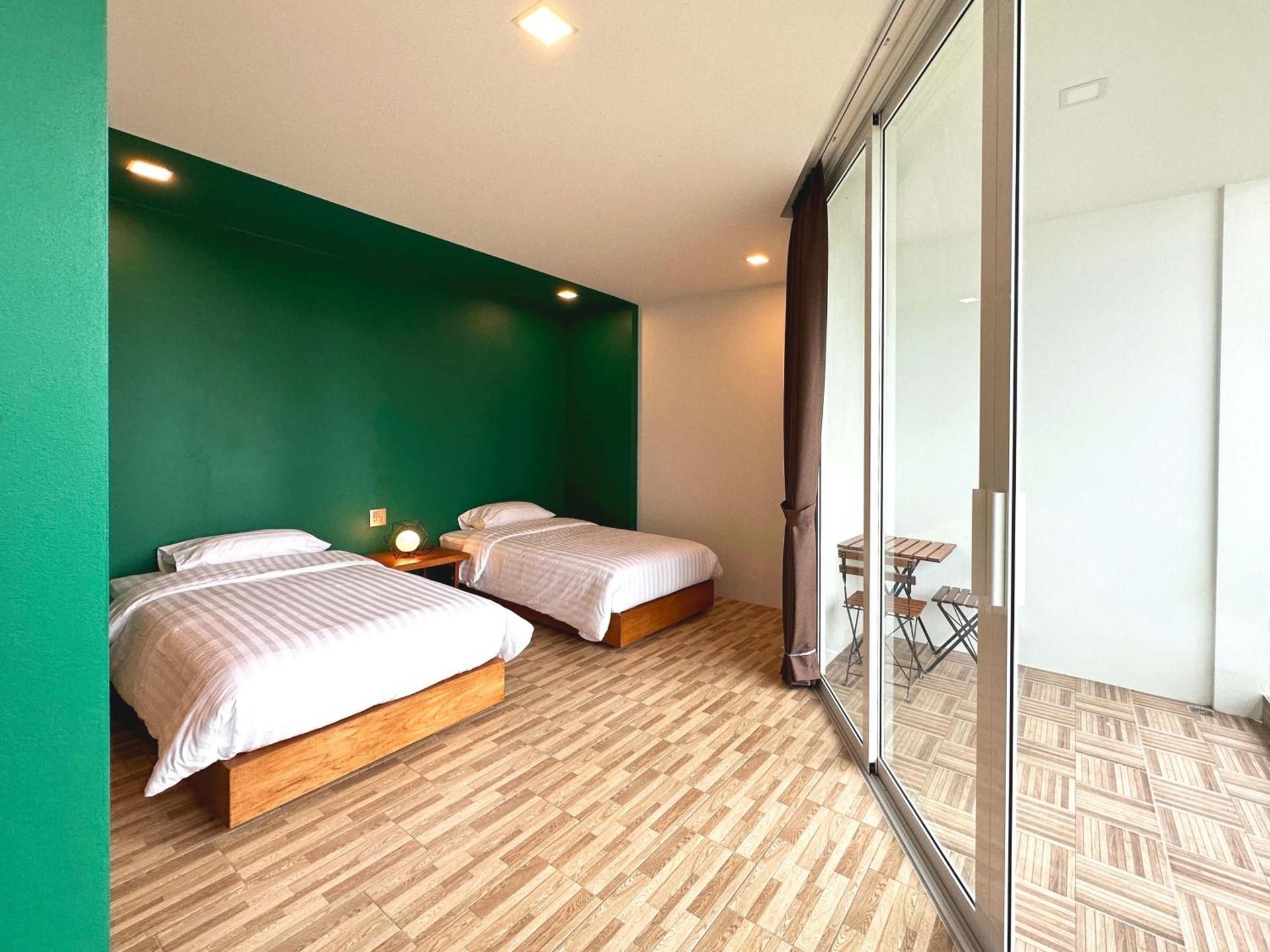 Triple Room with Terrace