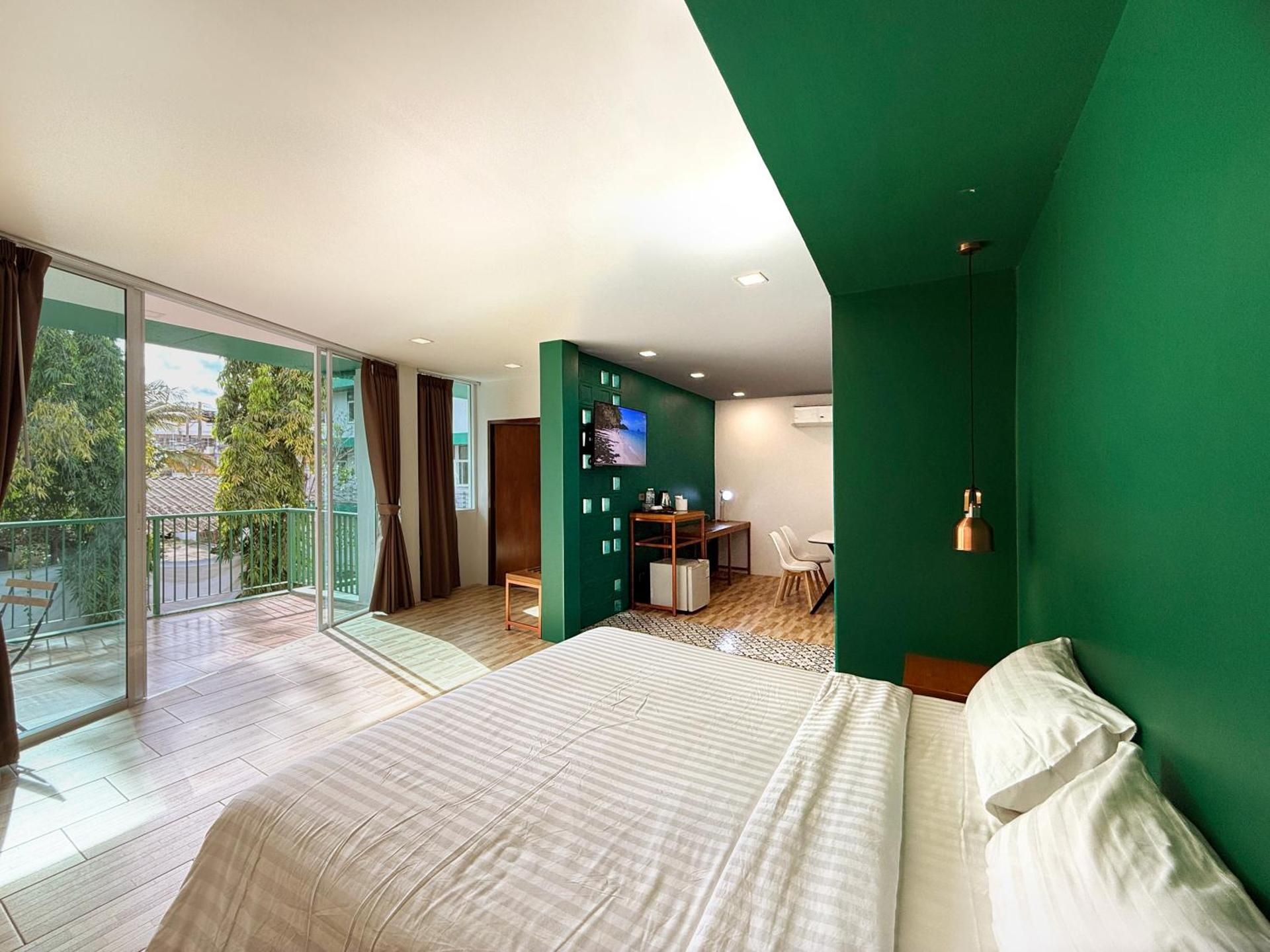 Junior Suite with Balcony