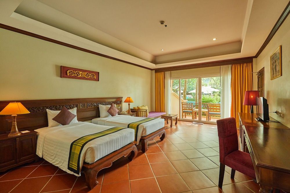 undefined Avalon Beach Resort 4