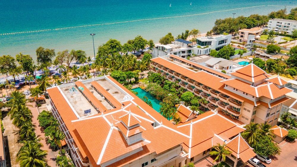 undefined Avalon Beach Resort 8