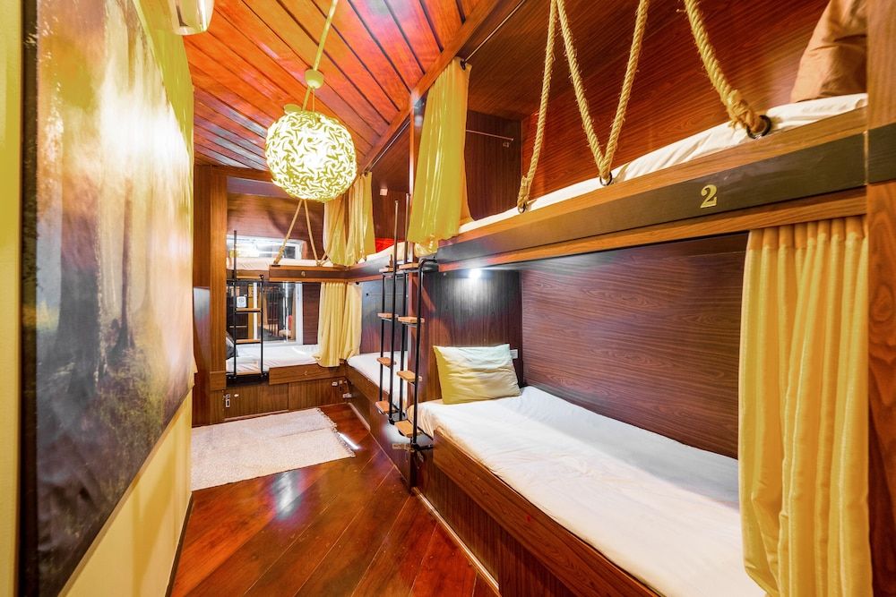 OYO 895 The Onion Hostel Shared Dormitory, Mixed Dorm 9