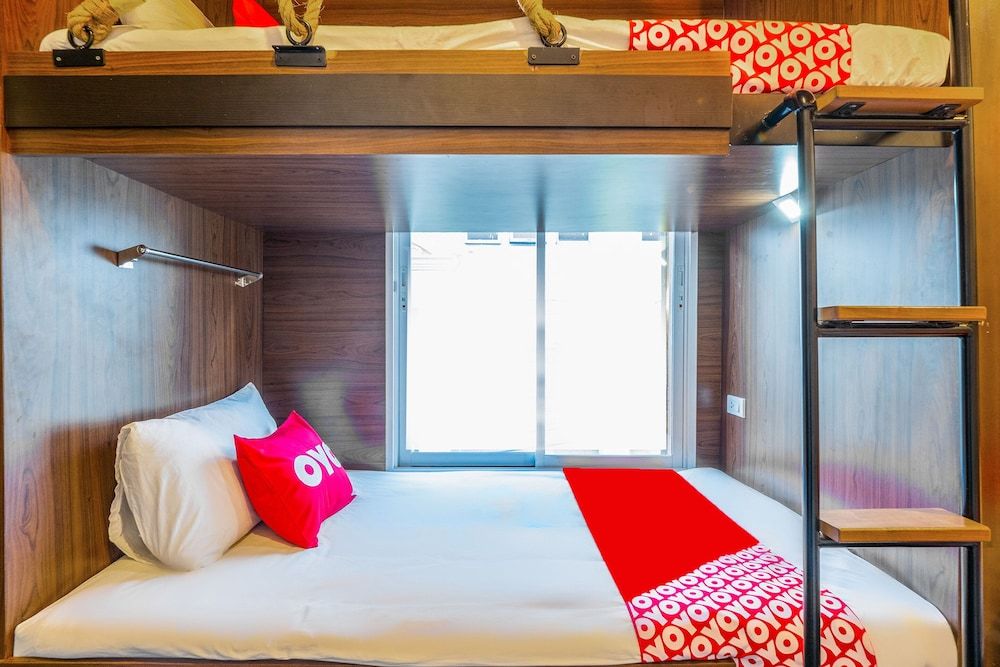 OYO 895 The Onion Hostel Family Room, Shared Bathroom