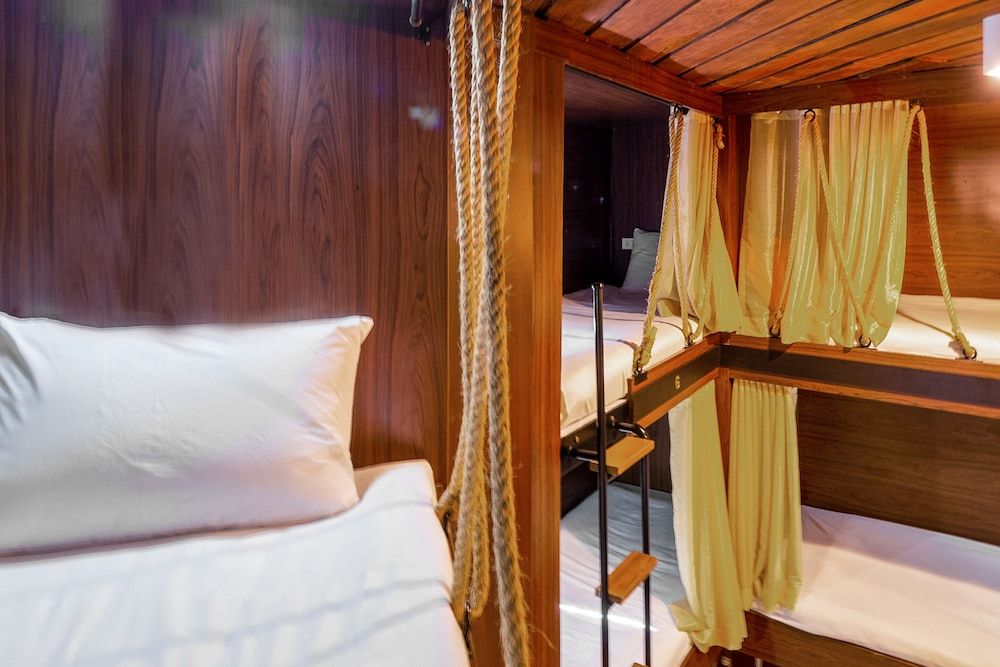 OYO 895 The Onion Hostel Shared Dormitory, Mixed Dorm 15