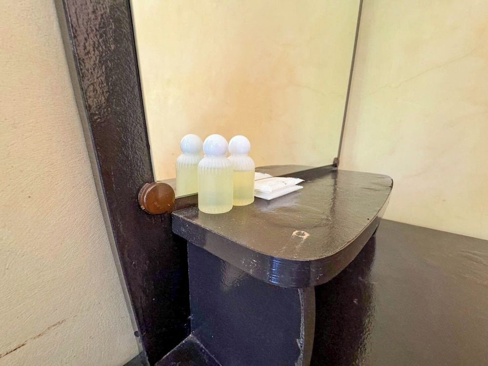 Baanbali Beach Resort Deluxe Triple Room 10