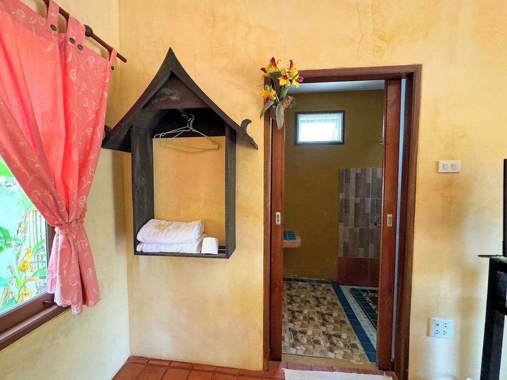 Baanbali Beach Resort Standard Double Room 12