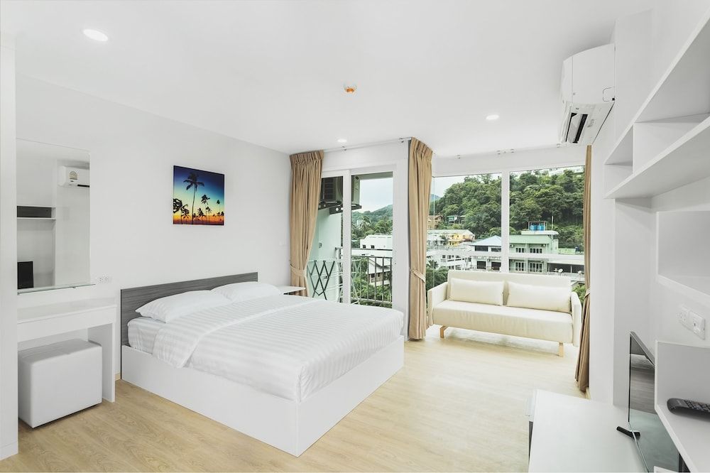 Studio, 1 Bedroom
