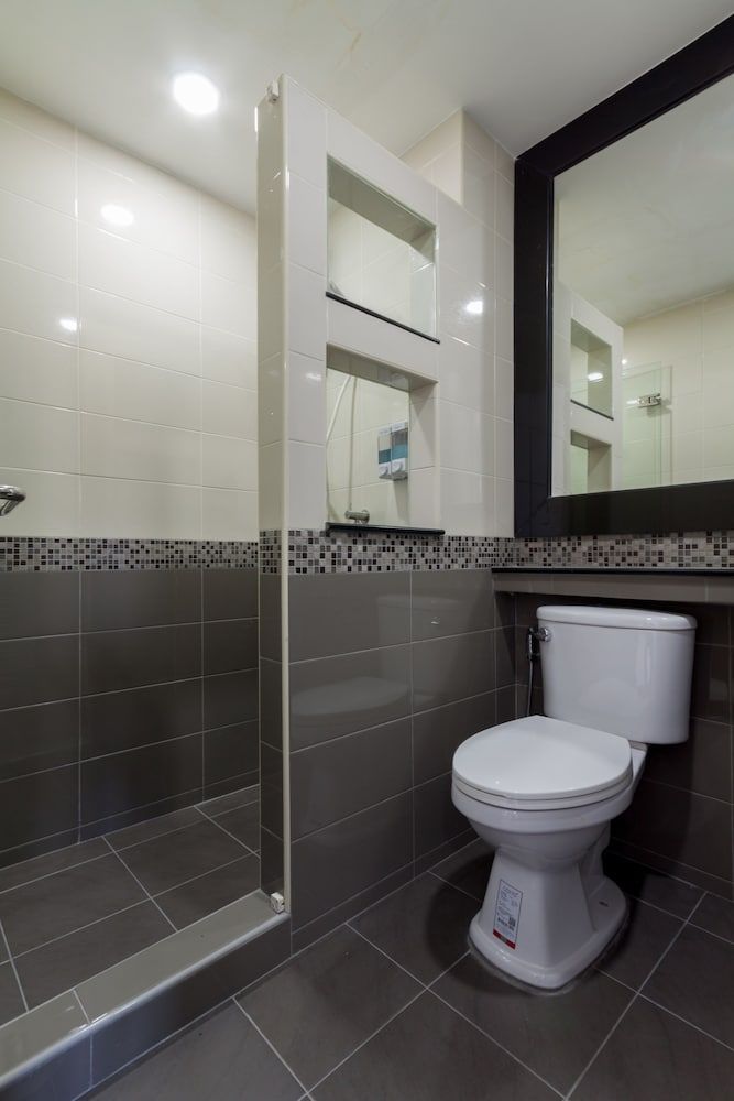 undefined Q Space Residence 8