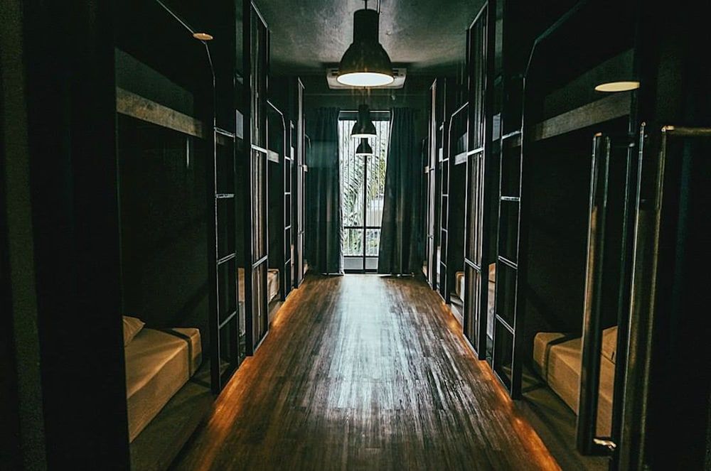 Cloudy Hostel 10-Bed Mixed Dormitory Room 3