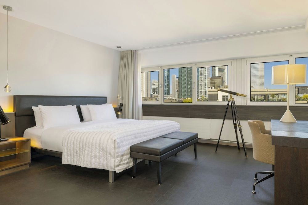 undefined Le Méridien Frankfurt 8