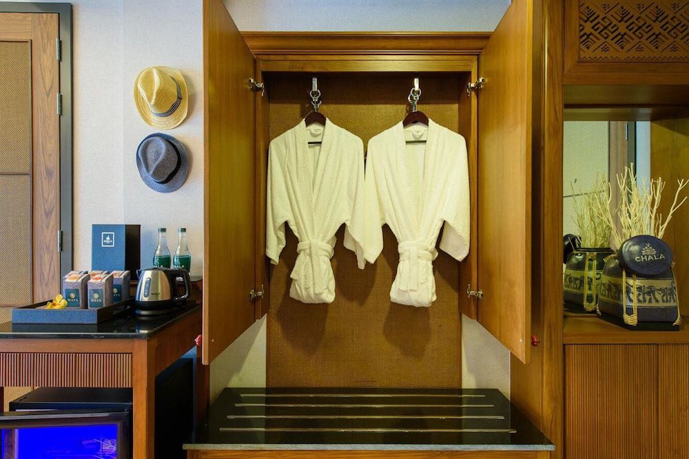 Chala Number 6 Hotel Superior Twin Room 5