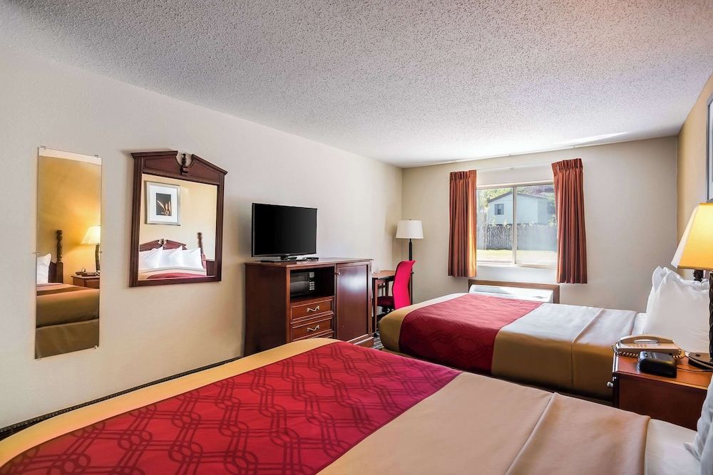 Room, 2 Queen Beds, Accessible, Non Smoking