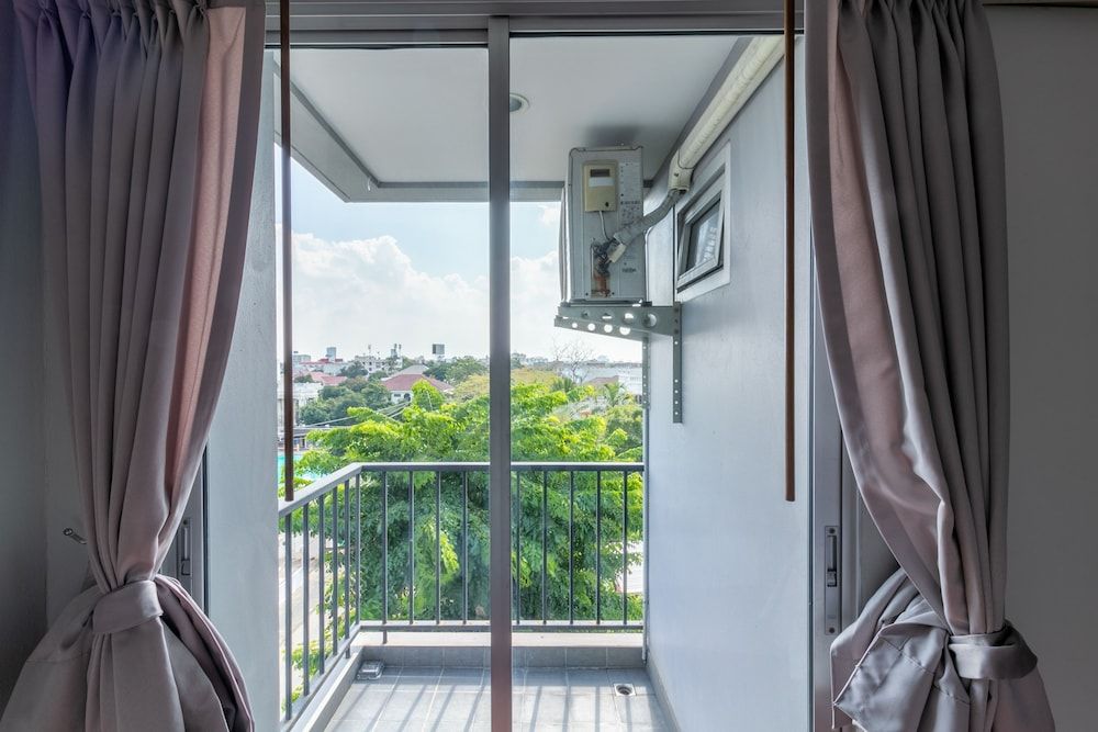 Resortel Lat Phrao 91 Standard Room 8