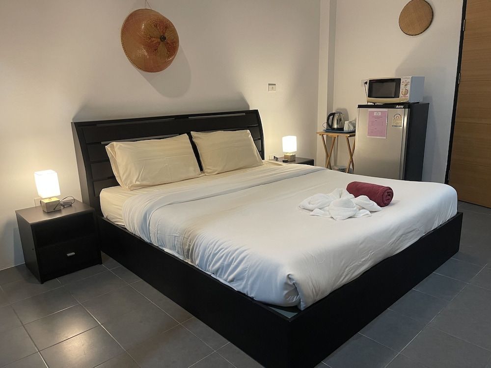 Hotel Lotus Bleu Deluxe Double Room