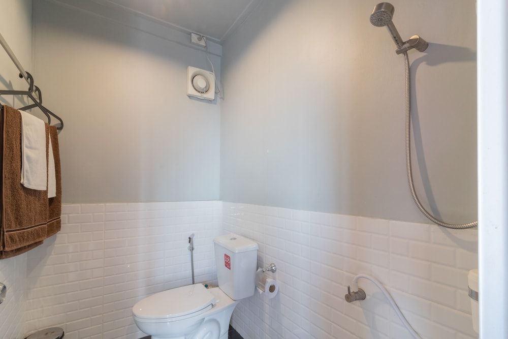 Beige Poshtels - Hostel Deluxe Double Room 31