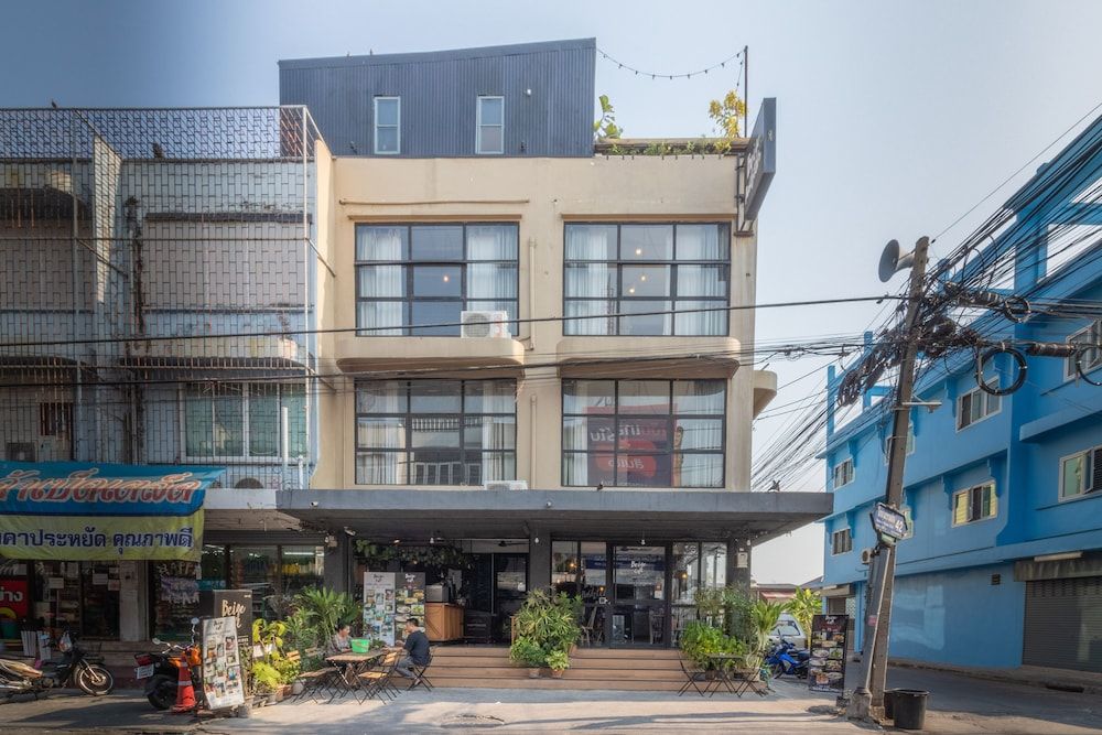 undefined Beige Poshtels - Hostel 2