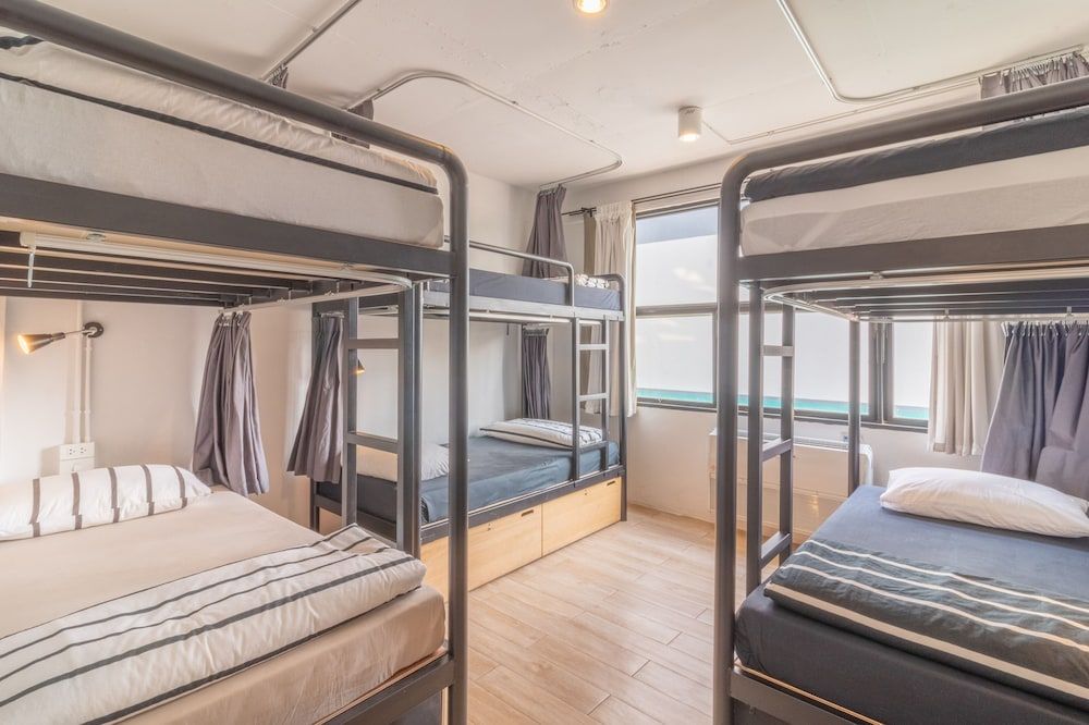 undefined Beige Poshtels - Hostel 10