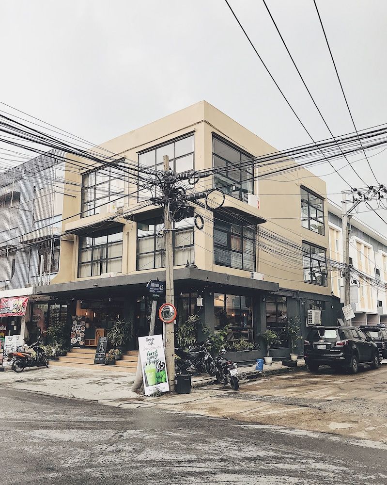 undefined Beige Poshtels - Hostel