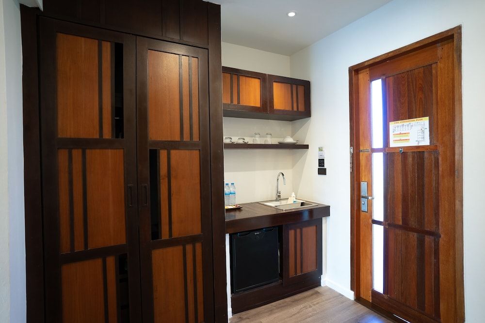 AYARA VILLAS KHAOLAK Family Double or Twin Room, Pool View 13