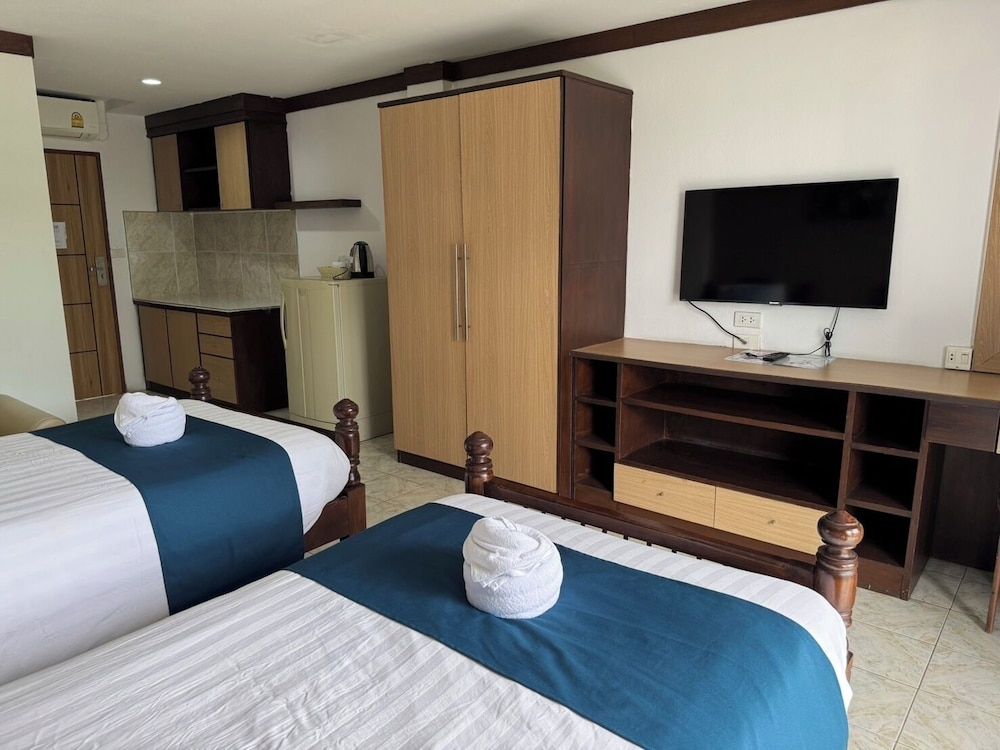 undefined Blue Garden Resort Pattaya 3