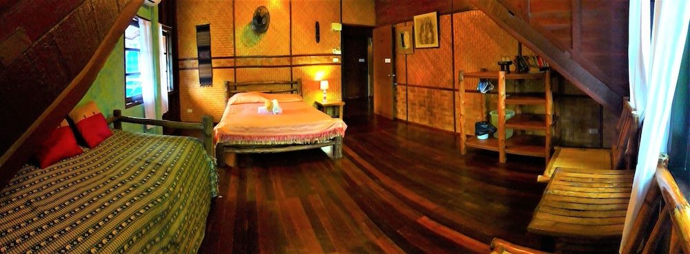 Traditional Room, Shared Bathroom