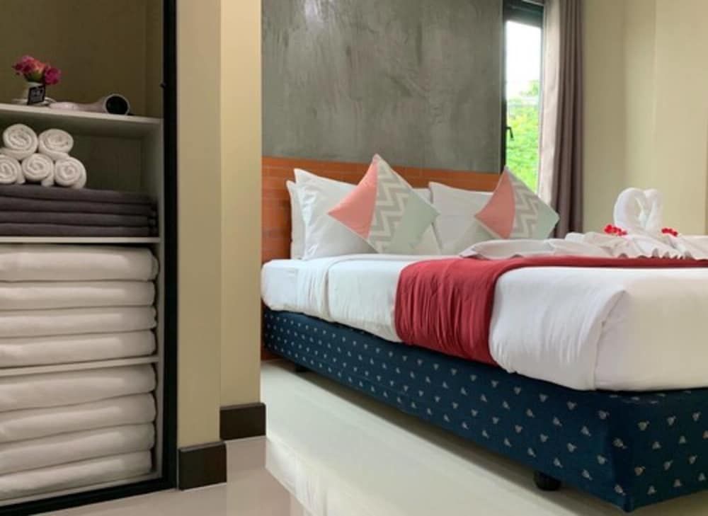 Isayarada Apartment Standard Triple Room 14