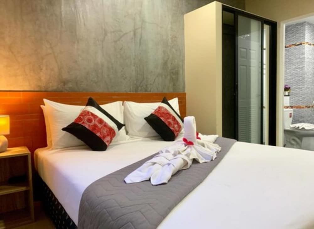 Isayarada Apartment Standard Triple Room 11