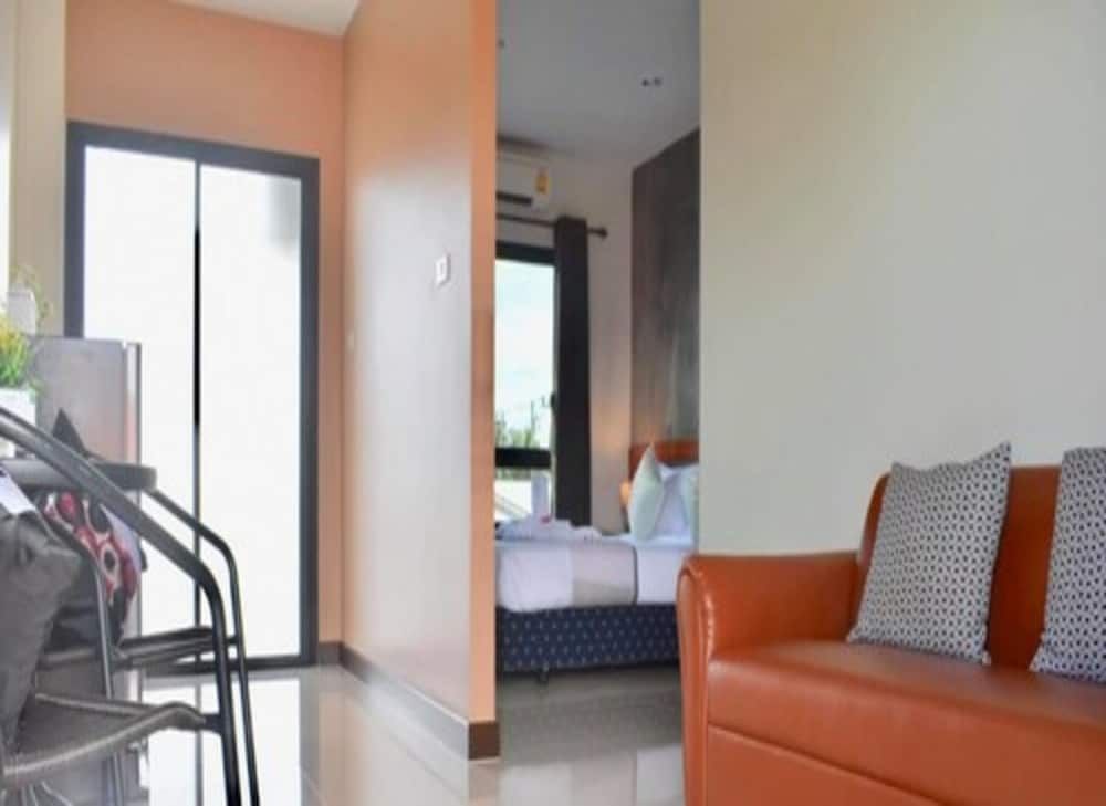 Isayarada Apartment Standard Room 2