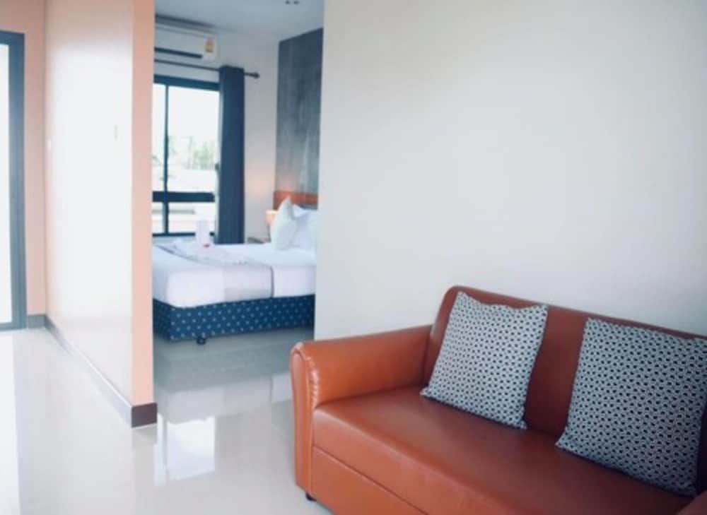 Isayarada Apartment Standard Room 3