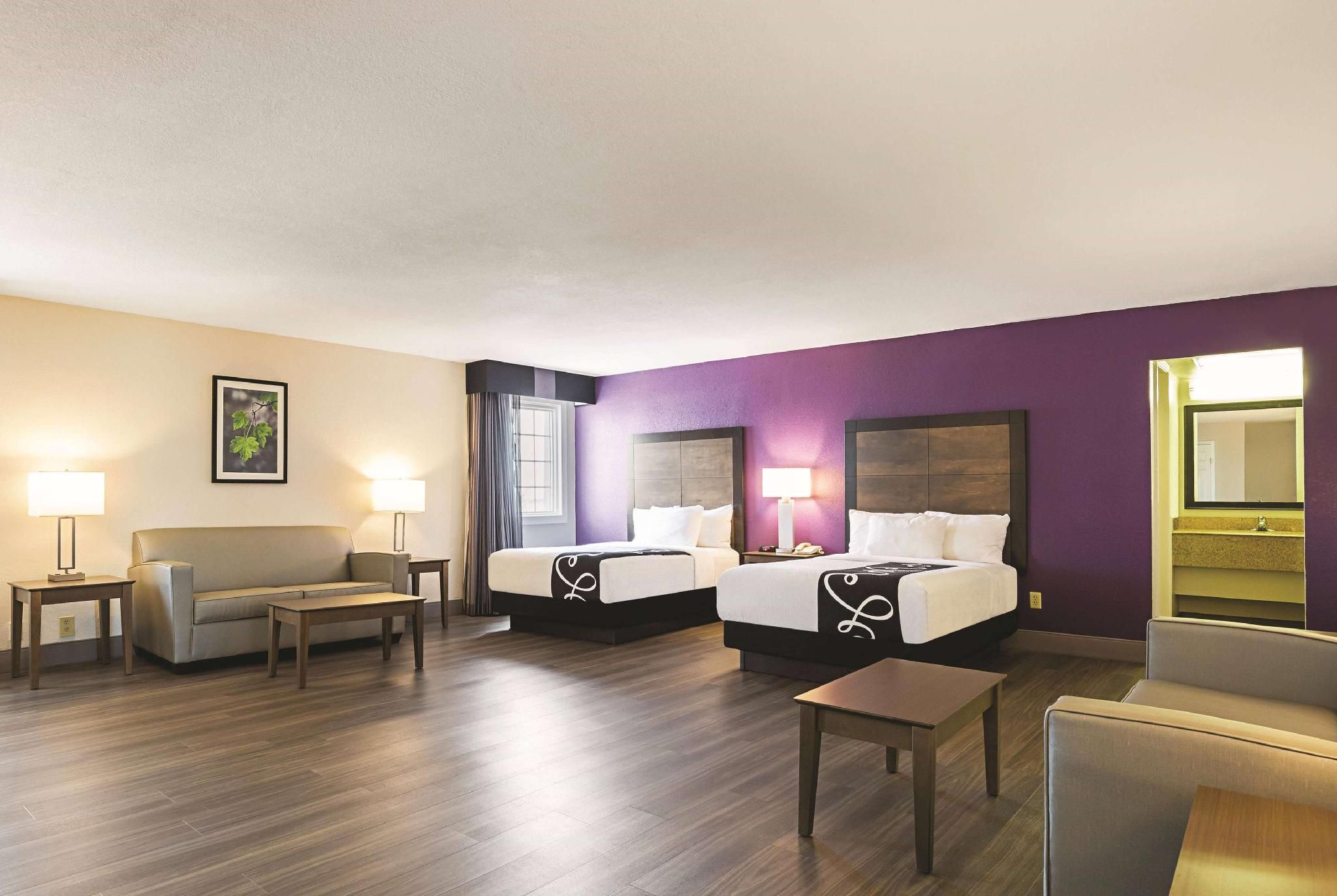 2 Double Beds, Deluxe Suite, Ocean View, Non-Smoking