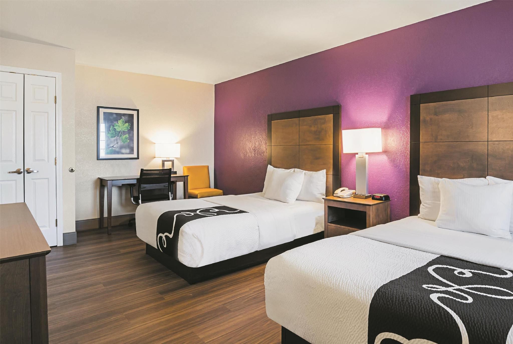 2 Double Beds, Mobility Accessible Room, Bathtub w/Grab Bars, Non-Smoking