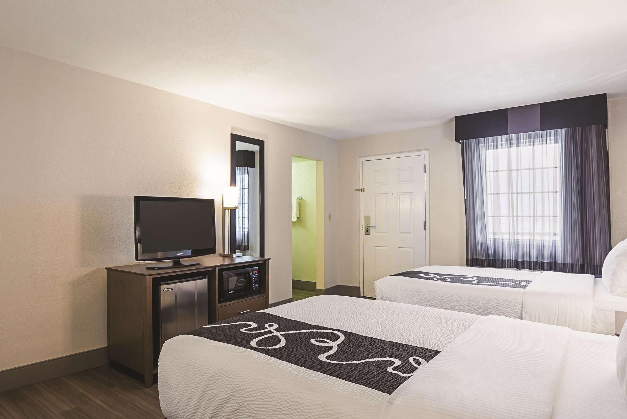 2 Double Beds, Non-Smoking