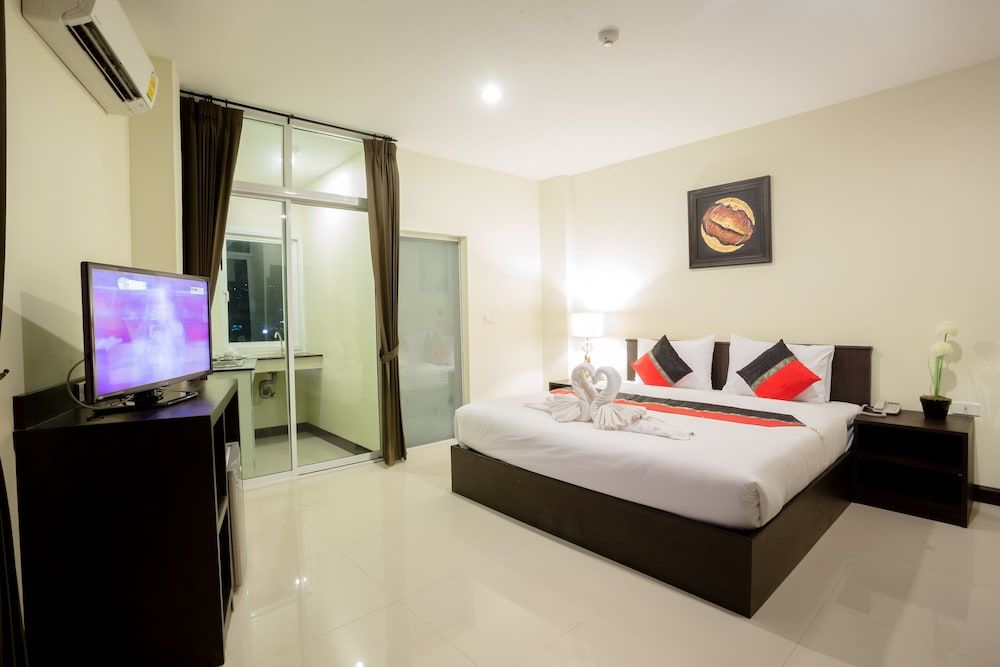 undefined The Elegant Patong 3