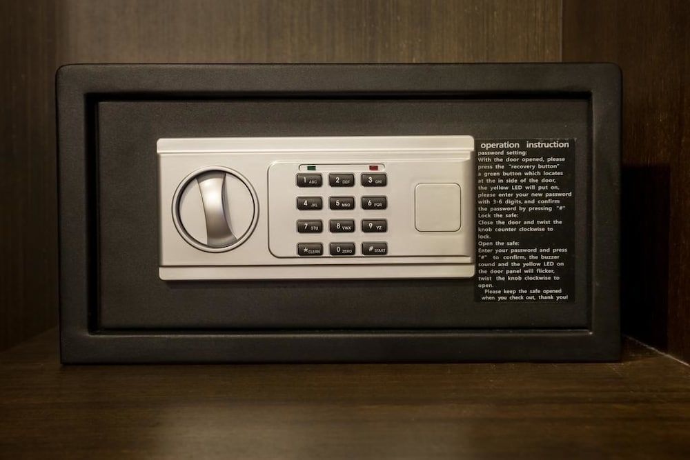 The Elegant Patong Family Room, Kitchenette 11