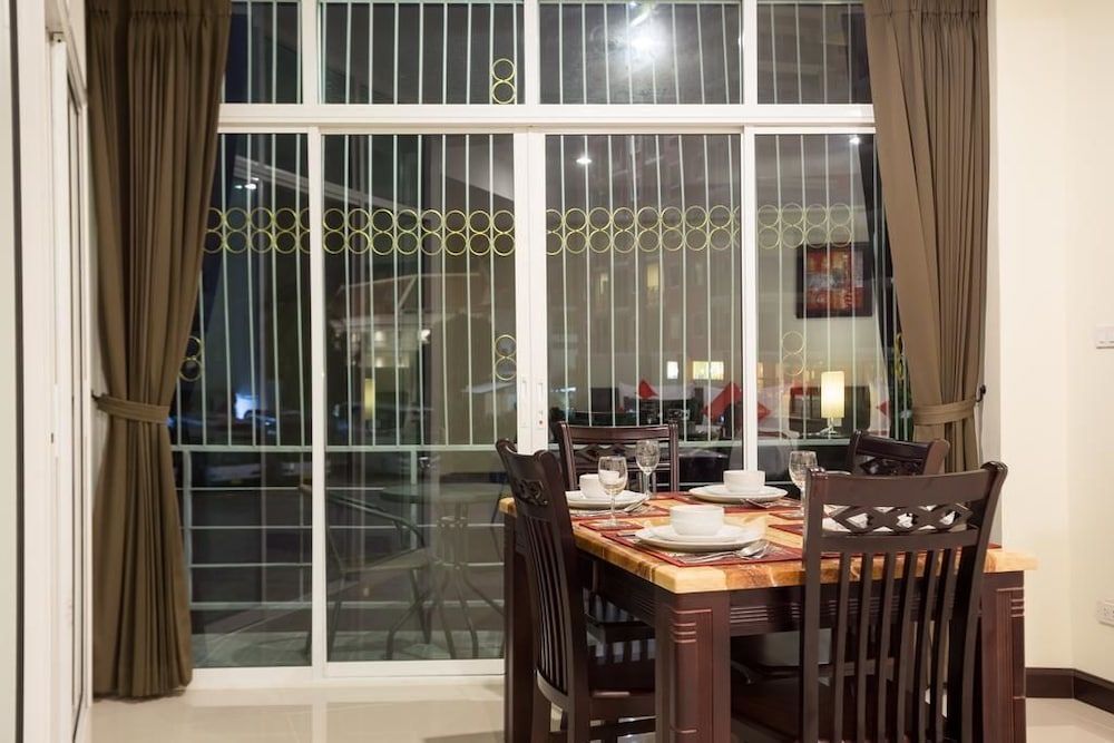 undefined The Elegant Patong 9