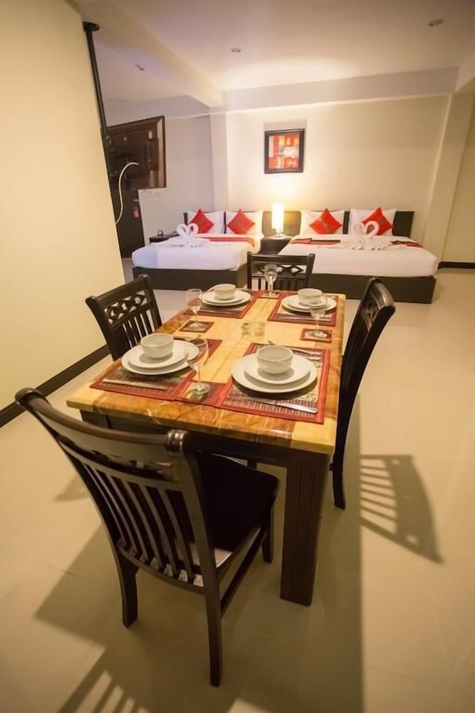 undefined The Elegant Patong 10