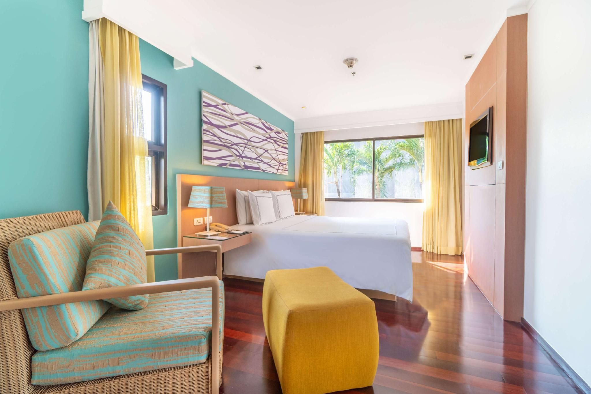 undefined Radisson Resort and Suites Phuket 6