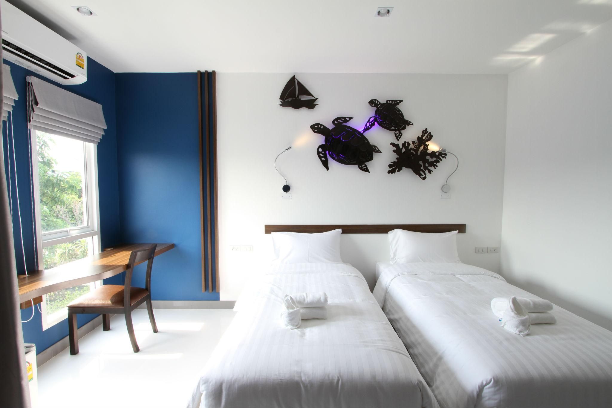 Standard Twin Bed