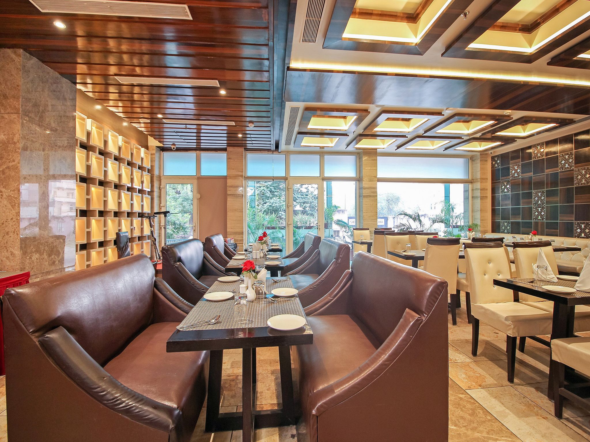 Food & Dining