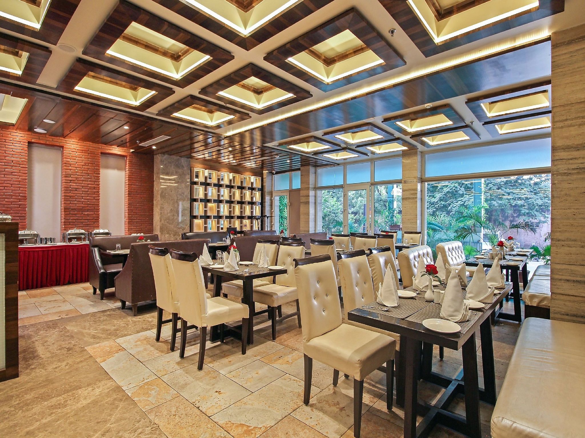 Food & Dining