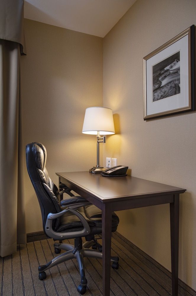 Traditional Single Room, 1 King Bed, Accessible, Non Smoking (Wheelchair)
