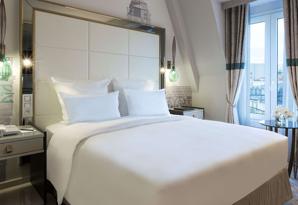 Hilton Paris Opera Superior Room 5