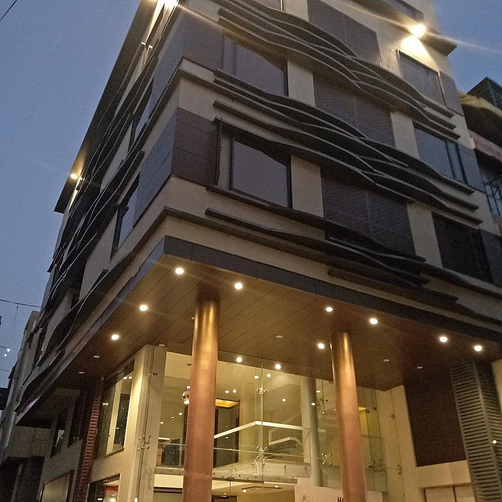 undefined Hotel Sangat Regency 9