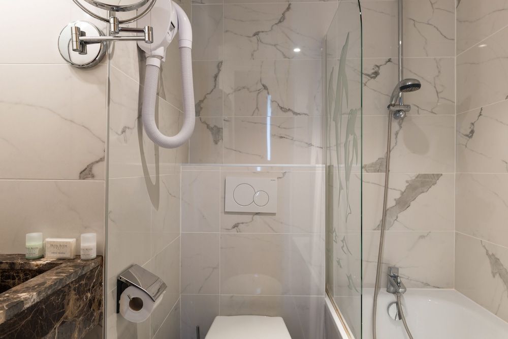 Hotel Aston Standard Double Room 7