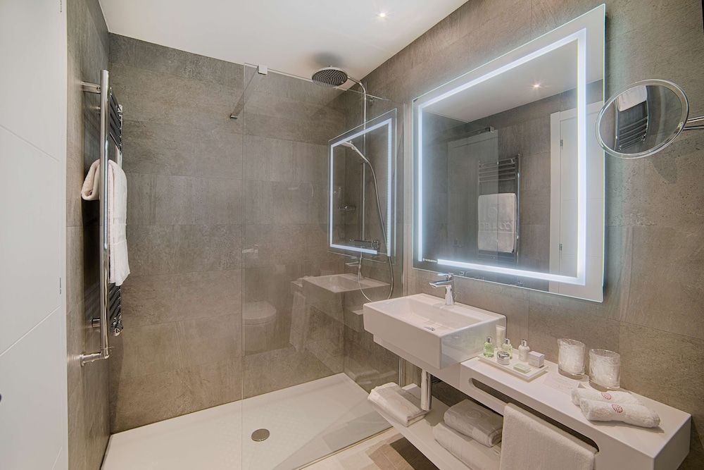 undefined NH Collection Roma Centro 10