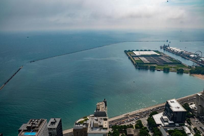 undefined The Ritz-Carlton, Chicago 8