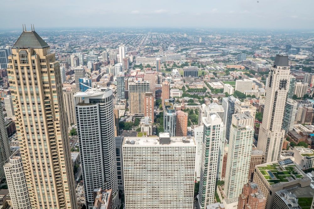 The Ritz-Carlton, Chicago Room, 2 Double Beds, City View (Mobility Accessible, Roll-In Shower) 3