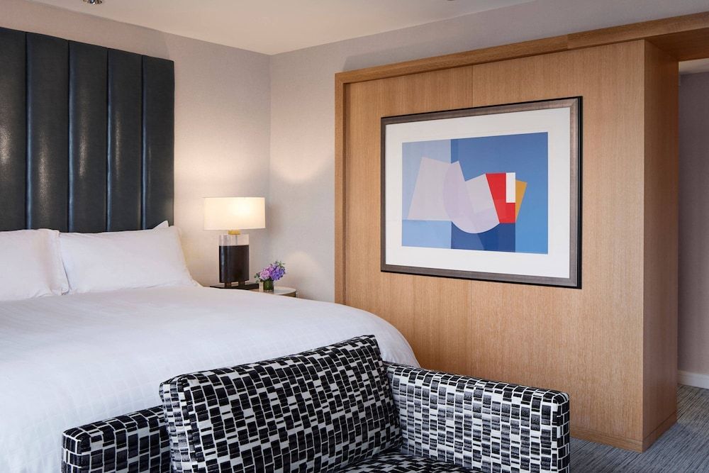 undefined The Ritz-Carlton, Chicago 2