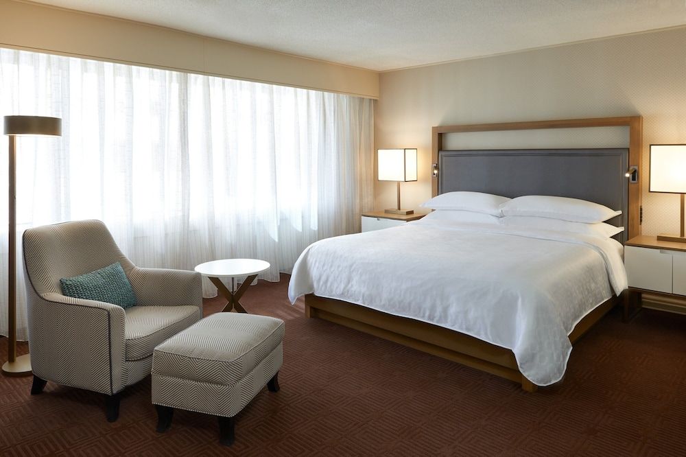 undefined Sheraton Ottawa Hotel 8