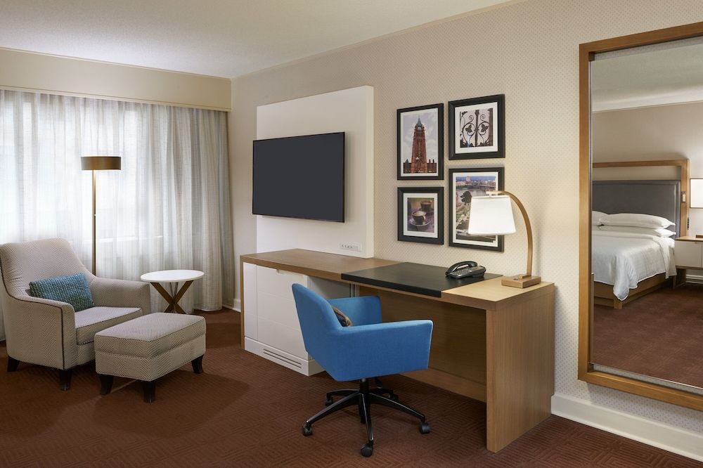 undefined Sheraton Ottawa Hotel 7